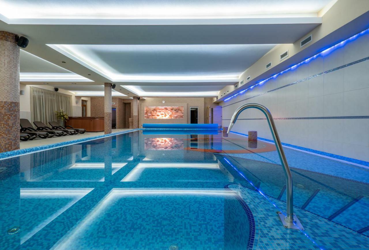 ÚjhartyánDoresz Wellness Panzio住宿加早餐旅馆 外观 照片